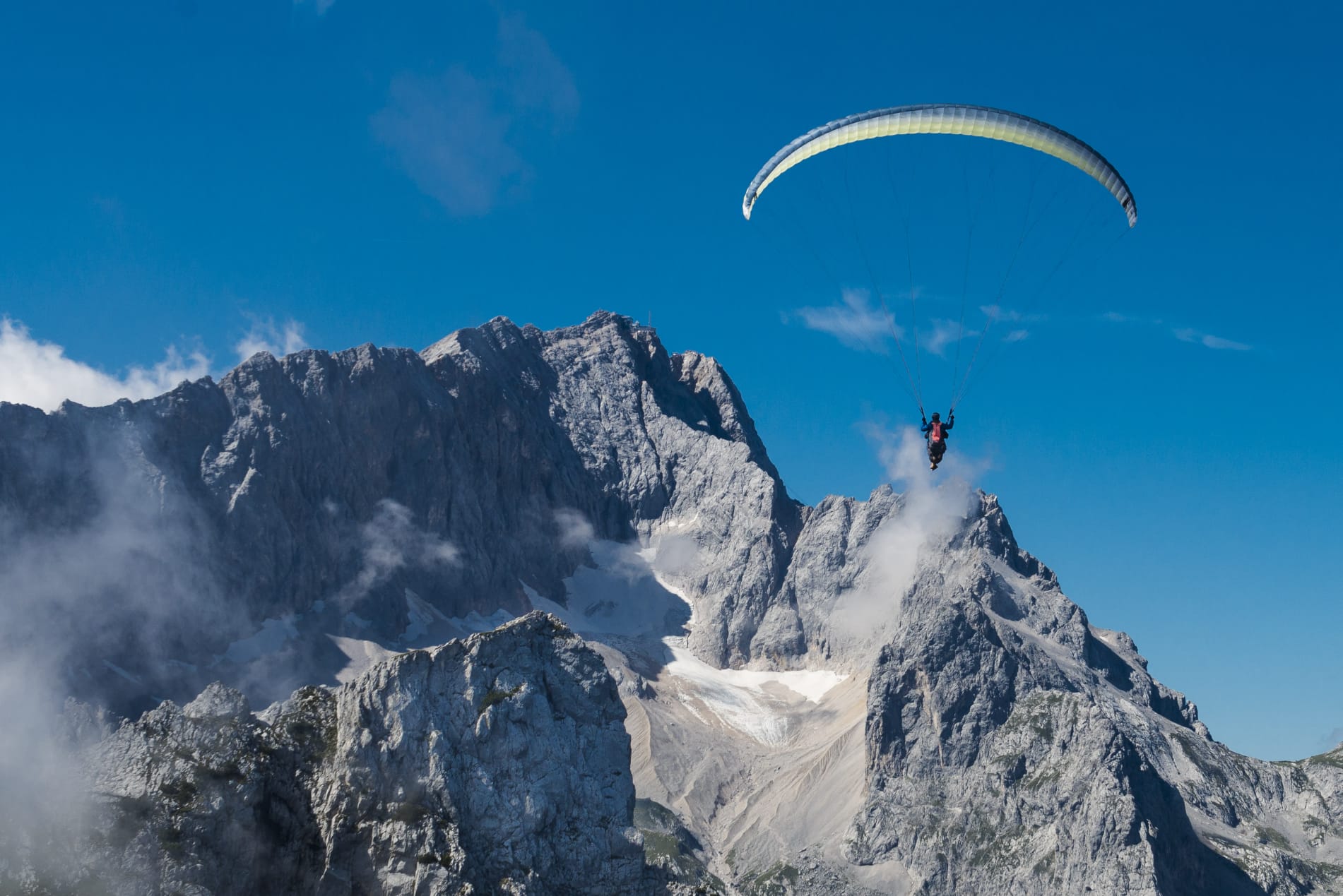Tandem flight near the Zugspitze